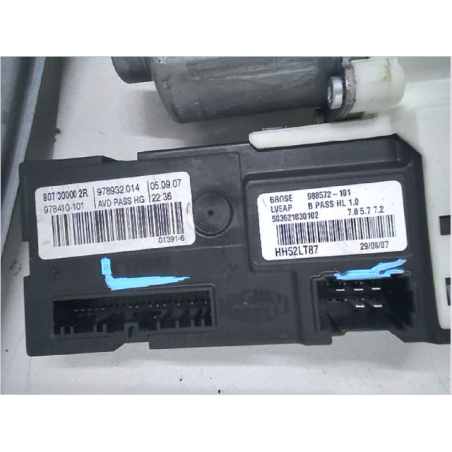 Mecanisme + moteur lève-glace avant droit occasion RENAULT LAGUNA III Phase 1 - 2.0 DCI 150ch