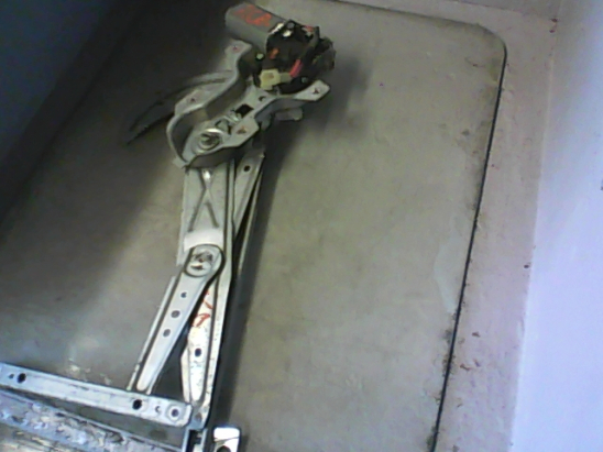 Mecanisme + moteur lève-glace avant droit occasion ROVER 200 I Phase 3 - 214i 103ch