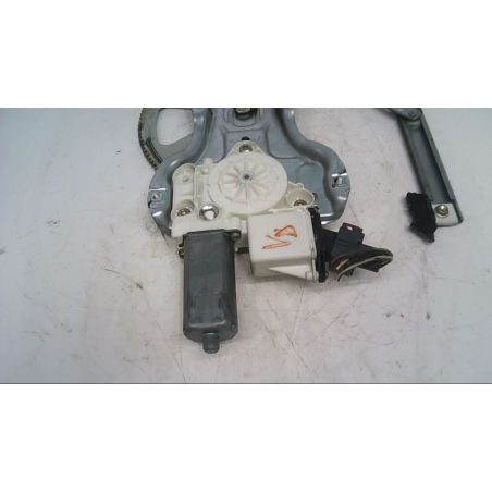 Mecanisme + moteur lève-glace avant droit occasion TOYOTA COROLLA X Phase 1 - 110 D-4D