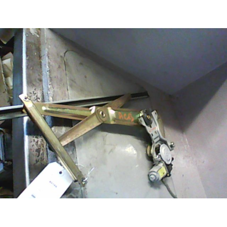 Mecanisme + moteur lève-glace avant droit occasion KIA CARNIVAL I phase 1 - 2.9 DTCI