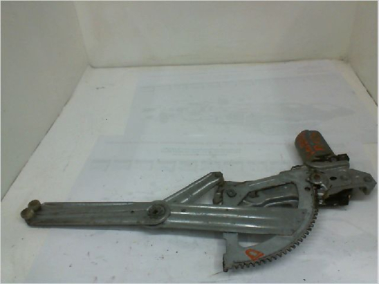 Mecanisme + moteur lève-glace avant droit occasion PEUGEOT 309 Phase 2 - 1.9 D