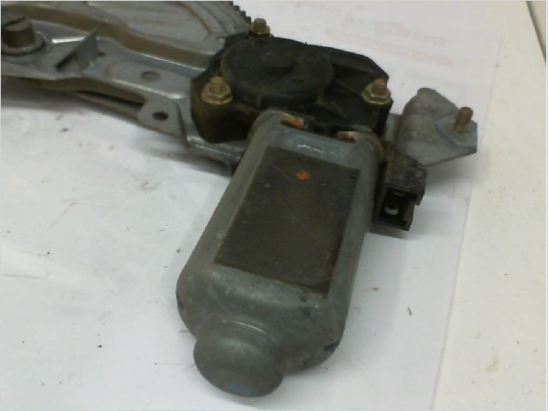 Mecanisme + moteur lève-glace avant droit occasion PEUGEOT 309 Phase 2 - 1.9 D