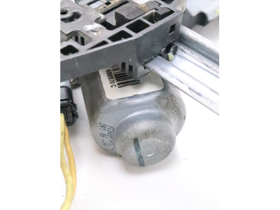 MECANISME+MOTEUR LEVE-GLACE AVD