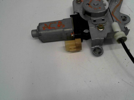 MECANISME+MOTEUR LEVE-GLACE AVD