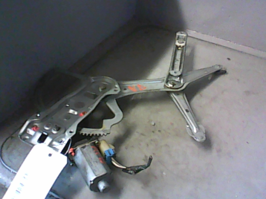 Mecanisme + moteur lève-glace avant droit occasion MERCEDES CLASSE ML I Phase 1 - 2.3i 150ch