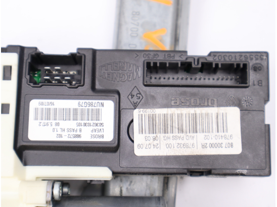 MECANISME+MOTEUR LEVE-GLACE AVD