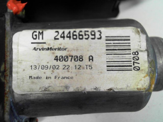 Mecanisme+moteur leve-glace avg occasion OPEL CORSA III Phase 1 - 1.2i 16v 75ch