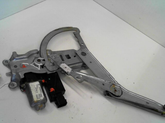 Mecanisme+moteur leve-glace avg occasion OPEL CORSA III Phase 1 - 1.2i 16v 75ch