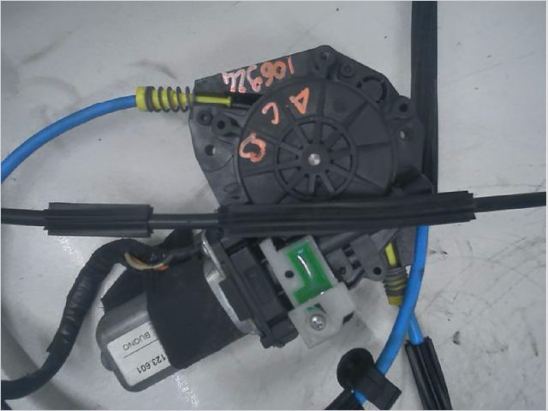 Mecanisme + moteur lève-glace avant droit occasion ALFA ROMEO ALFA GT Phase 1 - 1.8i 140ch