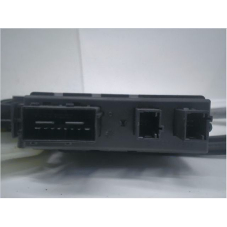 MECANISME+MOTEUR LEVE-GLACE AVD