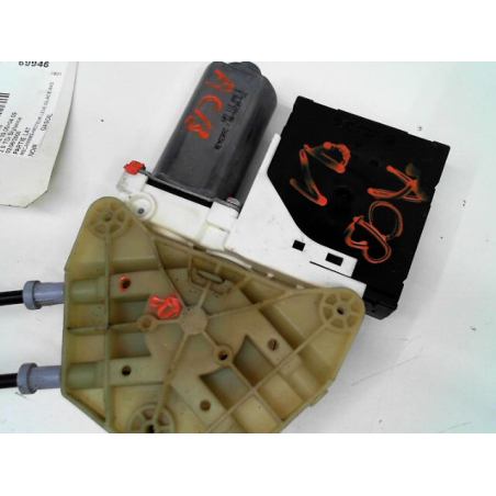 MECANISME+MOTEUR LEVE-GLACE AVD