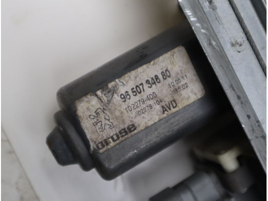 Mecanisme + moteur lève-glace avant droit occasion PEUGEOT 607 Phase 1 - 2.2 HDI