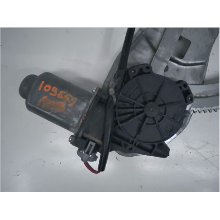 MECANISME+MOTEUR LEVE-GLACE AVD