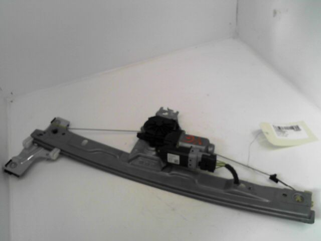 Mecanisme+moteur leve-glace avg occasion PEUGEOT 207 Phase 1 - 1.6 HDI 16v 90ch