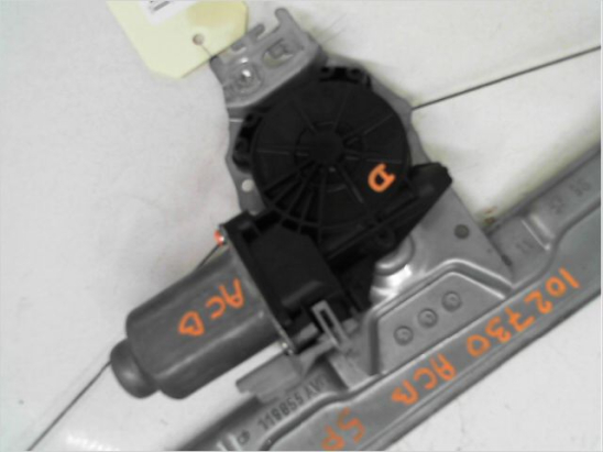 MECANISME+MOTEUR LEVE-GLACE AVD