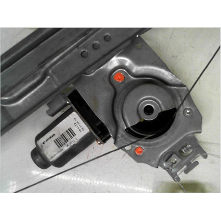 MECANISME+MOTEUR LEVE-GLACE AVD