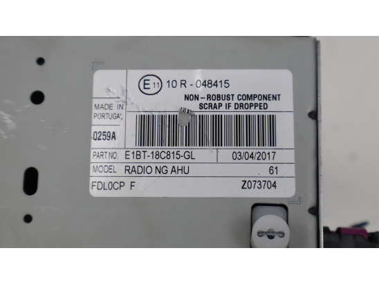 Autoradio occasion FORD FIESTA VI Phase 2 - 1.0i 12v 100ch