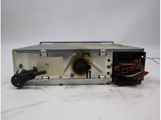 Autoradio occasion VOLKSWAGEN POLO IV Phase 1 - 1.2 65ch