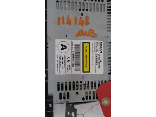 Autoradio occasion NISSAN ALMERA TINO Phase 1 - 2.2 VDI
