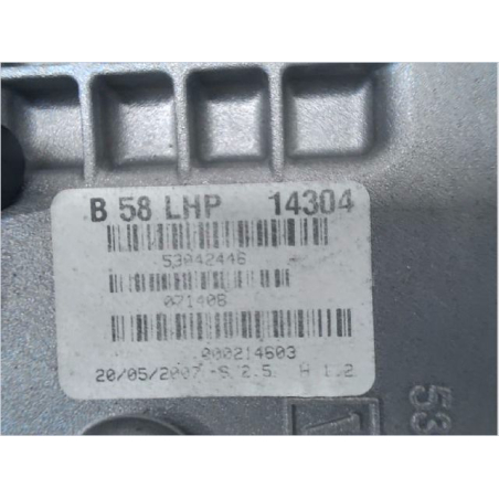 MOTEUR ESSUIE-GLACE AV DROIT