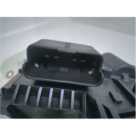 MOTEUR ESSUIE-GLACE AV DROIT