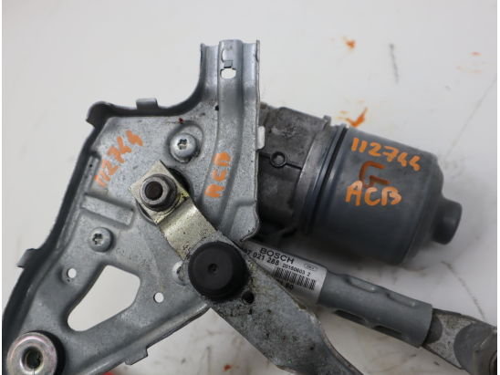 MOTEUR ESSUIE-GLACE AV GAUCHE