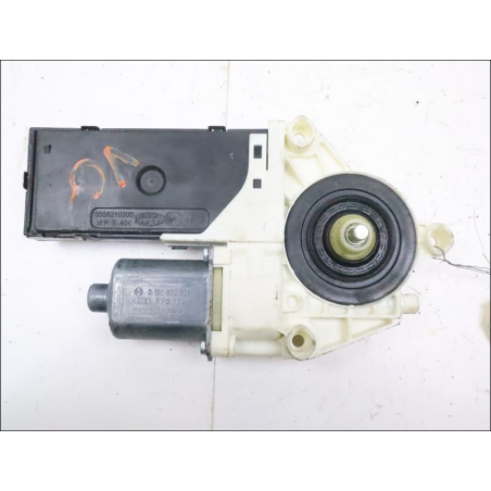 MOTEUR LEVE-VITRE AVG