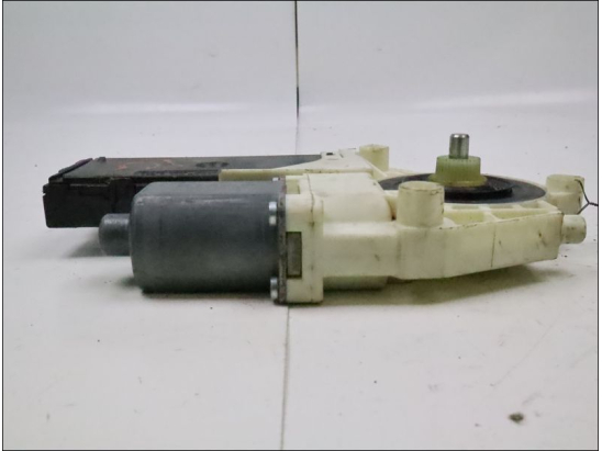 MOTEUR LEVE-VITRE AVG