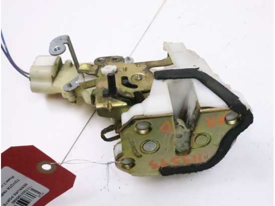 Serrure porte ard occasion TOYOTA YARIS I Phase 2 - 65 VVTI