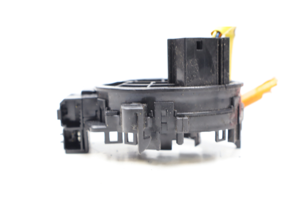 Contacteur annulaire airbag occasion PEUGEOT 107 Phase 1 - 1.0i 12v 68ch