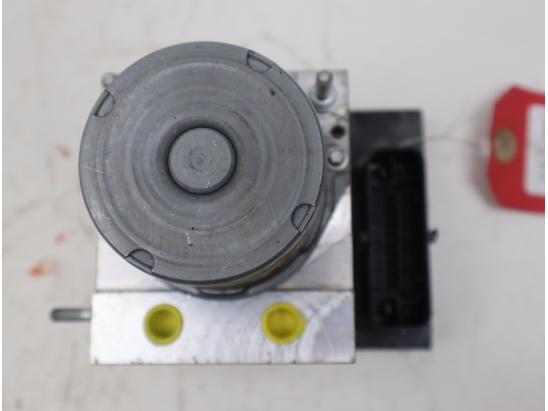 Calculateur abs occasion PEUGEOT 308 I Phase 1 - 1.6 HDI 16v 90ch