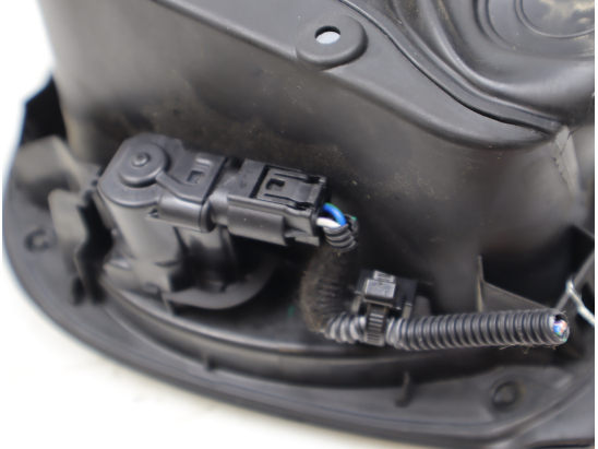 VOLET DE TRAPPE CARBURANT