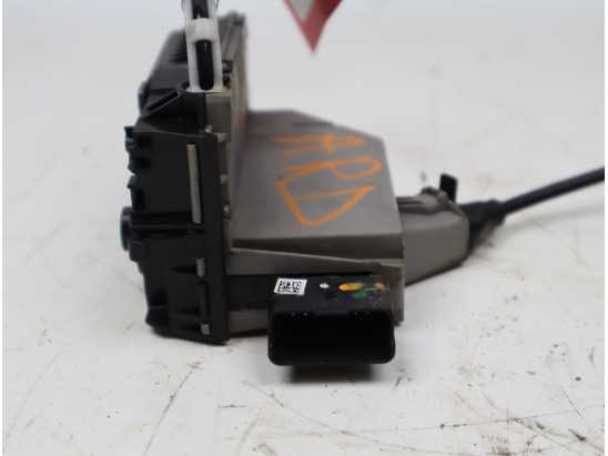 Serrure porte ard occasion PEUGEOT 2008 Phase 1 - 1.6 BlueHDI 100ch