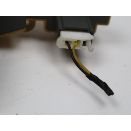 Bouton de warning occasion KIA CARENS III Phase 1 - 2.0 CRDI 115ch