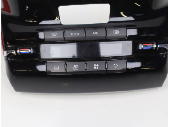 Commande de chauffage occasion PEUGEOT 2008 Phase 1 - 1.6 BlueHDI 100ch