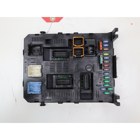 BSI (PLATINE FUSIBLE HABITACLE)