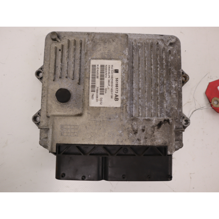 Calculateur moteur occasion SUZUKI SWIFT III Phase 1 - 1.3 DDIS 70ch