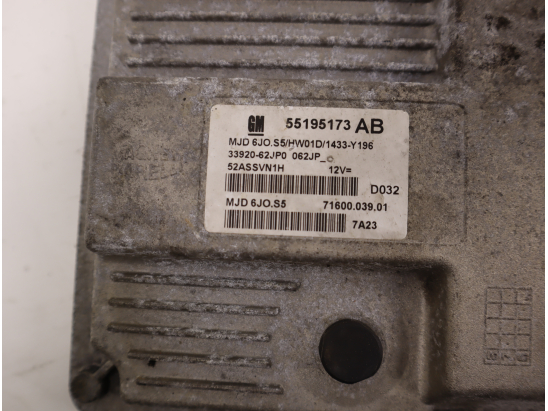 Calculateur moteur occasion SUZUKI SWIFT III Phase 1 - 1.3 DDIS 70ch