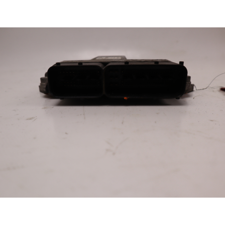 Calculateur moteur occasion SUZUKI SWIFT III Phase 1 - 1.3 DDIS 70ch