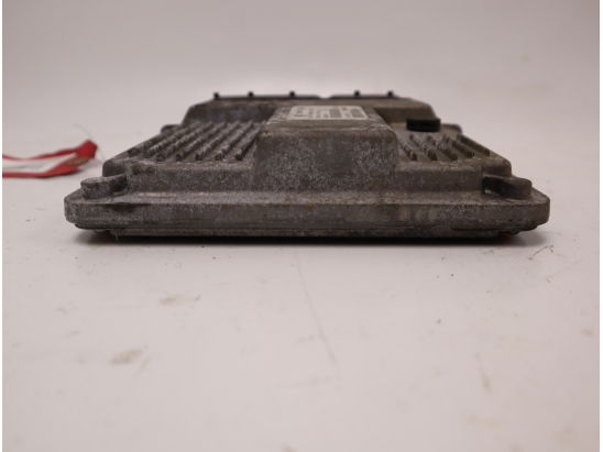 Calculateur moteur occasion SUZUKI SWIFT III Phase 1 - 1.3 DDIS 70ch