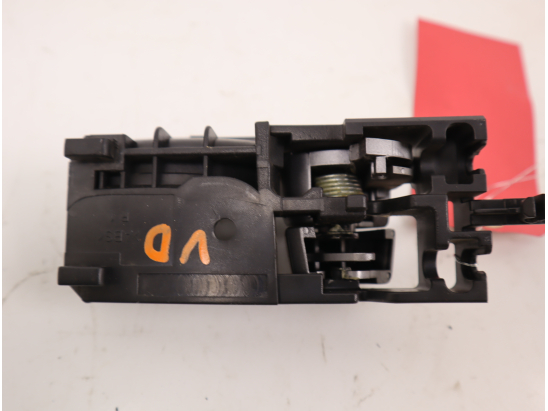 Poignee int porte avd occasion SUZUKI SWIFT III Phase 1 - 1.3 DDIS 70ch