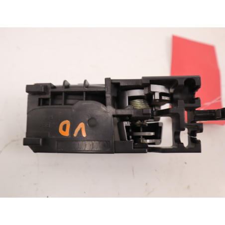 Poignee int porte avd occasion SUZUKI SWIFT III Phase 1 - 1.3 DDIS 70ch