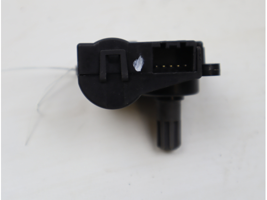 MOTEUR VOLET DE CHAUFFAGE