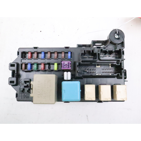 PLATINE FUSIBLE HABITACLE