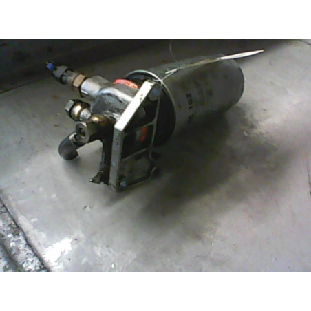 SUPPORT DE FILTRE CARBURANT