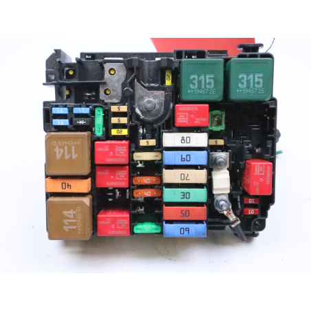 Platine fusible av occasion CITROEN C3 III Phase 1 - 1.2i 82ch