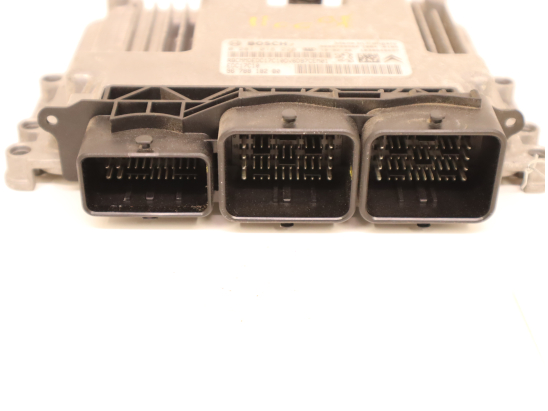 Calculateur moteur occasion PEUGEOT 208 Phase 1 - 1.6 E-HDI 92ch