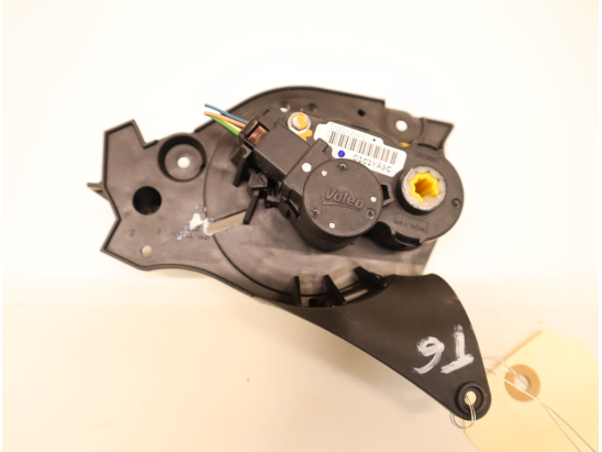 Moteur volet de chauffage occasion PEUGEOT 208 Phase 1 - 1.6 E-HDI 92ch