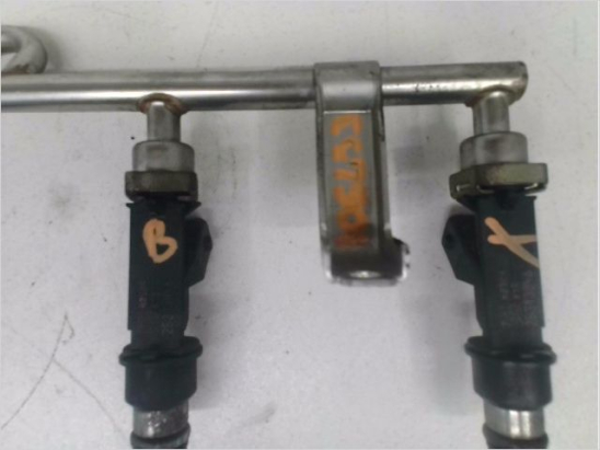 Rampe injection occasion OPEL CORSA III Phase 1 - 1.4i 16v