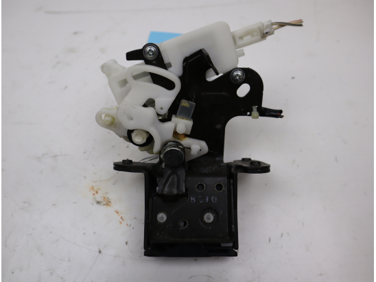 Serrure hayon occasion MAZDA 3 I Phase 2 - 1.6 MZ-CD 110ch